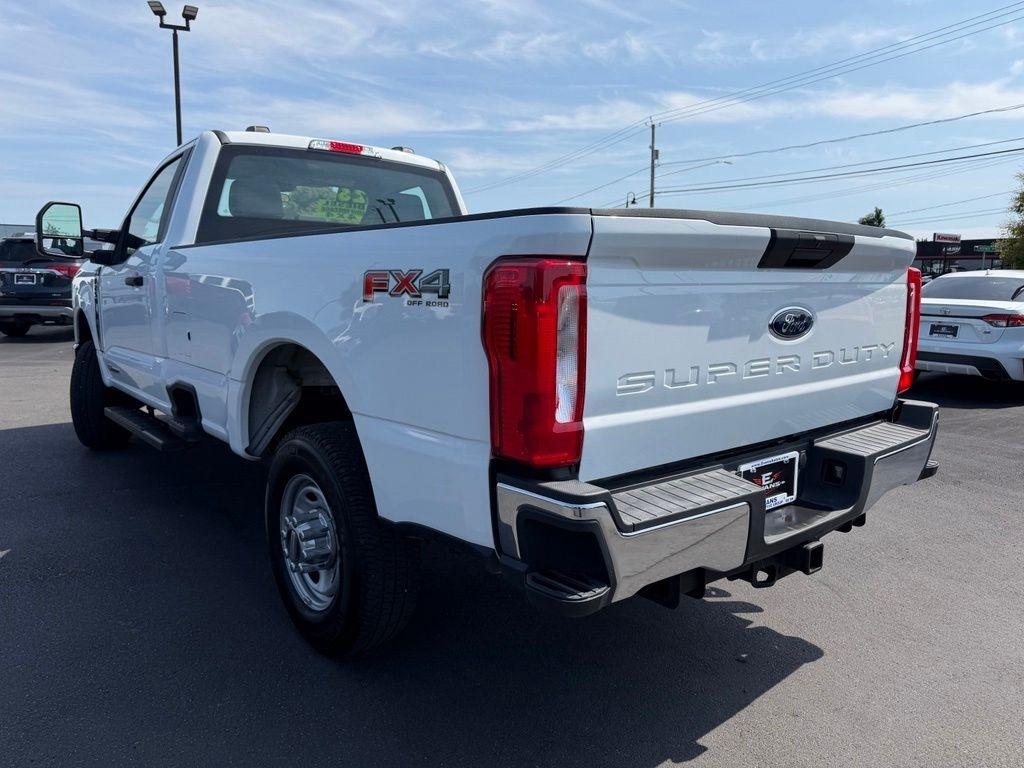 Ford F-250 SD XL 4WD 2026