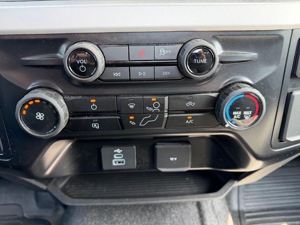 Ford F-250 SD XL 4WD 2026