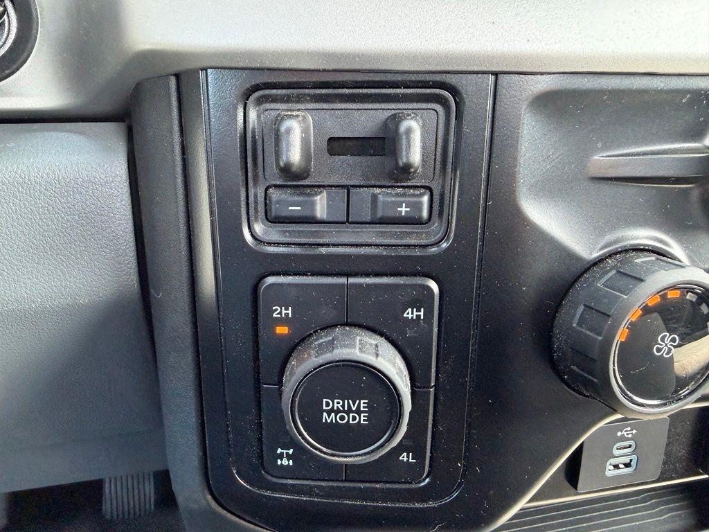 Ford F-250 SD XL 4WD 2026