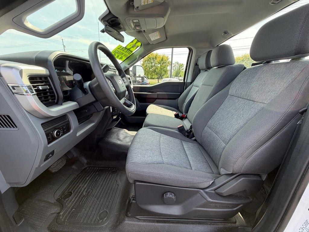Ford F-250 SD XL 4WD 2026