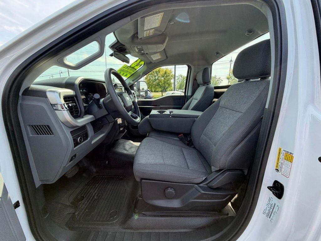 Ford F-250 SD XL 4WD 2026
