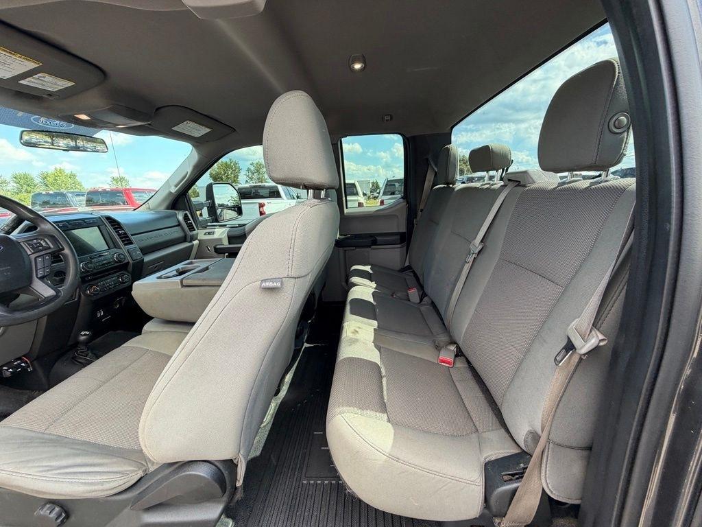 Ford F-250 SD XL SuperCab 4WD 2017
