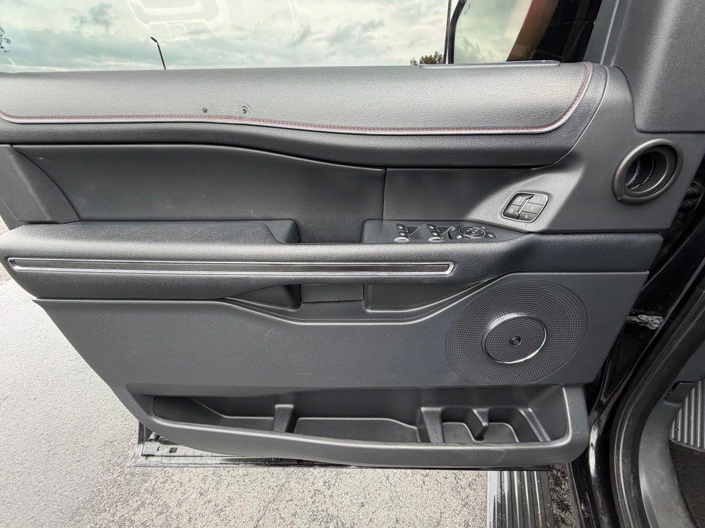 Ford Expedition MAX Limited 4WD 2023
