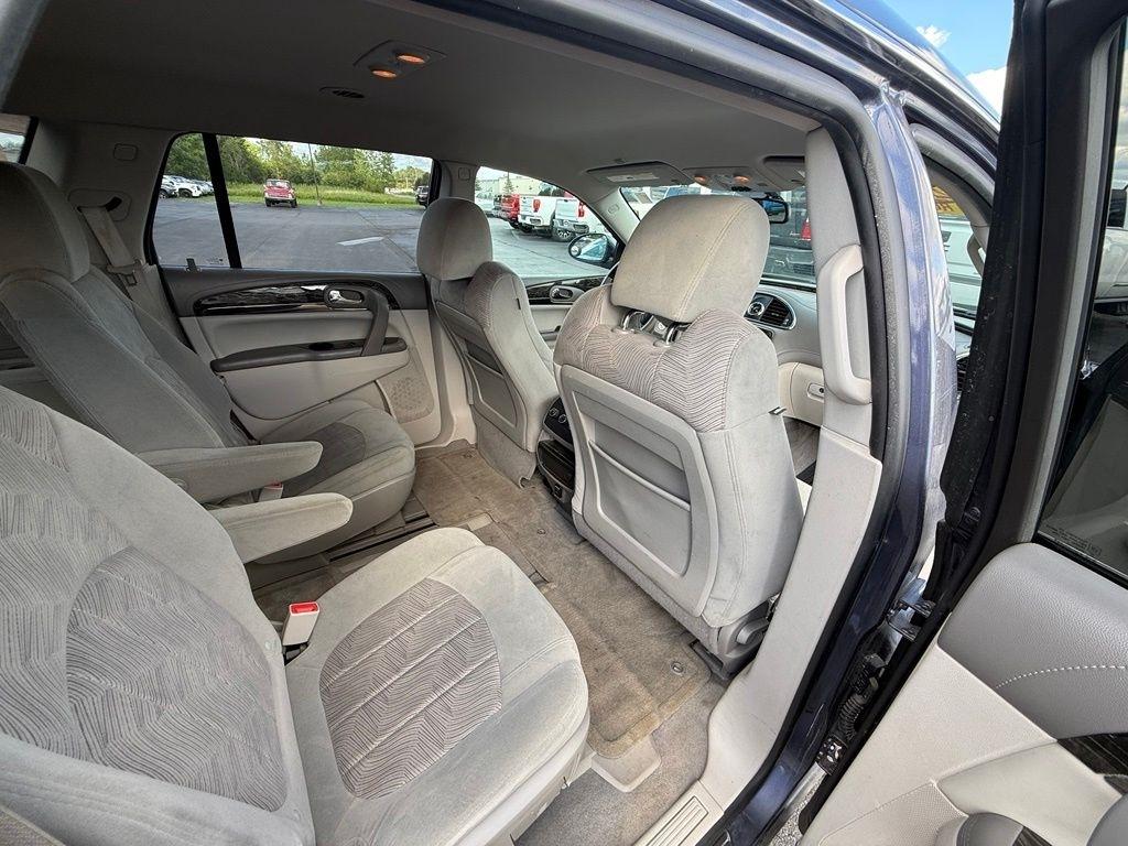 Buick Enclave Convenience FWD 2014