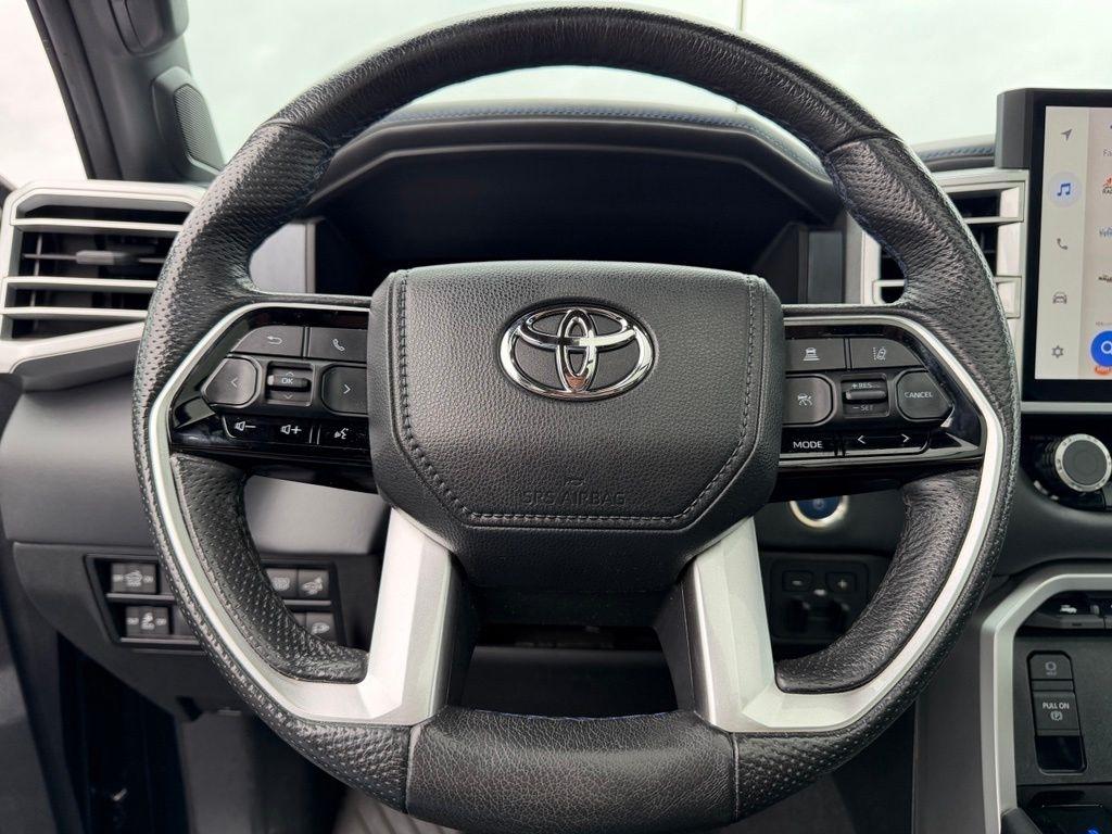 Toyota Tundra Platinum CrewMax 4WD Long Bed Hybrid 2023