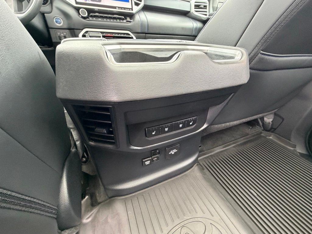Toyota Tundra Platinum CrewMax 4WD Long Bed Hybrid 2023
