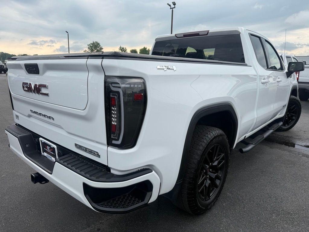 GMC Sierra 1500 Elevation Double Cab 4WD 2021