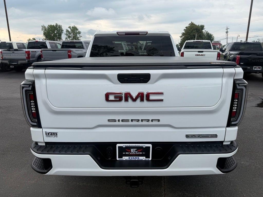 GMC Sierra 1500 Elevation Double Cab 4WD 2021