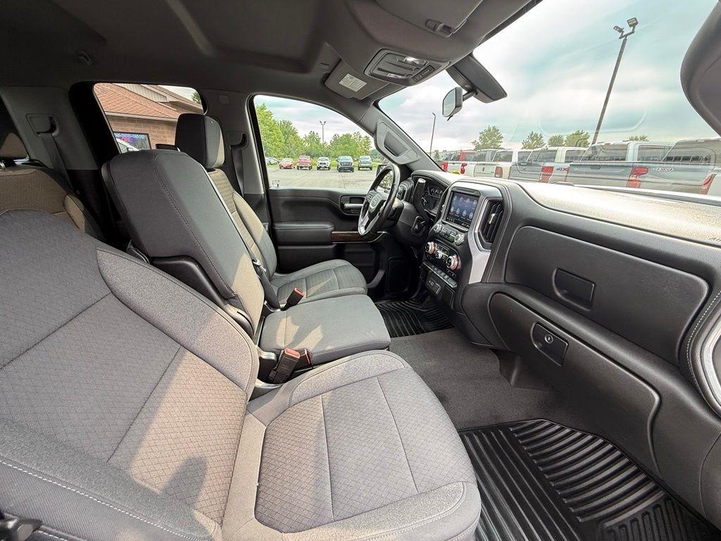 GMC Sierra 1500 Elevation Double Cab 4WD 2021