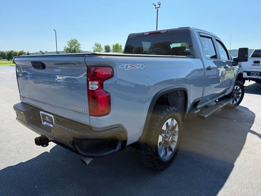 Chevrolet Silverado 2500HD Crew Cab 4WD 2024