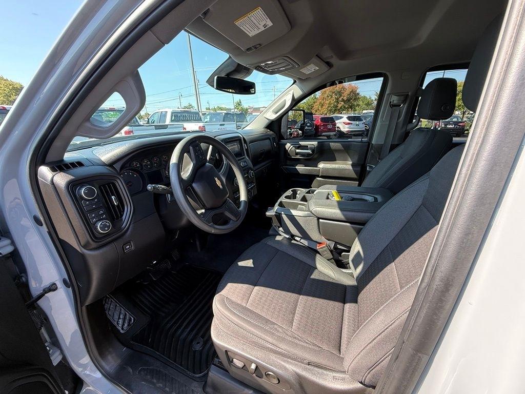 Chevrolet Silverado 2500HD Crew Cab 4WD 2024