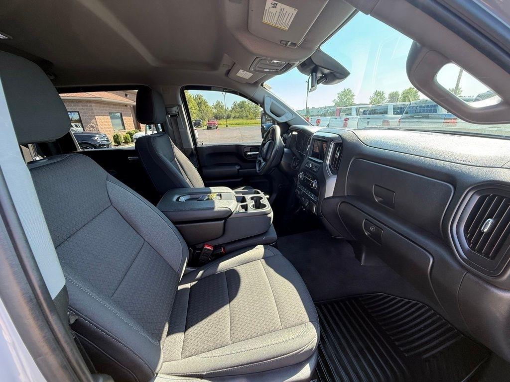 Chevrolet Silverado 2500HD Crew Cab 4WD 2024