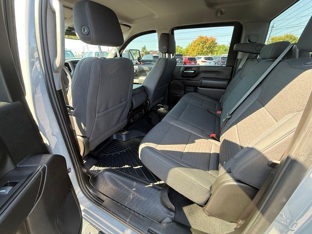 Chevrolet Silverado 2500HD Crew Cab 4WD 2024