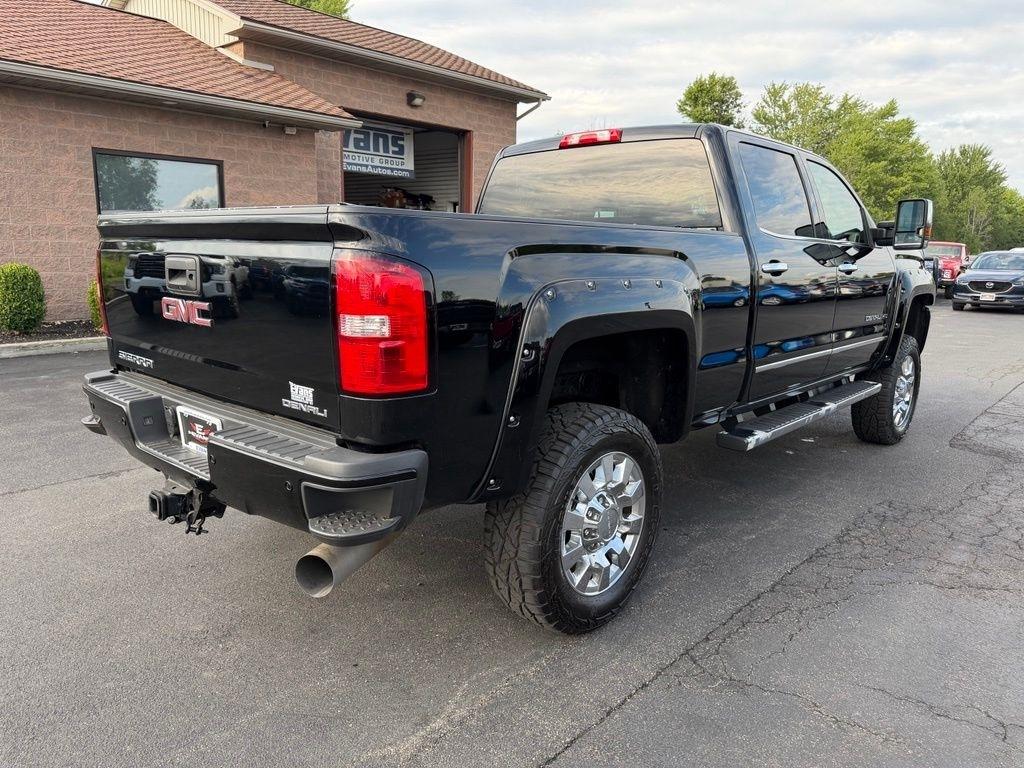GMC Sierra 2500HD Denali Crew Cab 4WD 2018