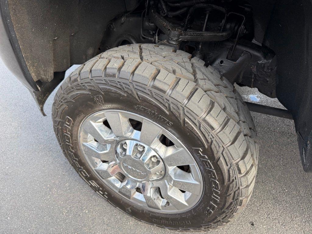 GMC Sierra 2500HD Denali Crew Cab 4WD 2018