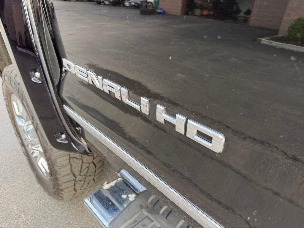GMC Sierra 2500HD Denali Crew Cab 4WD 2018