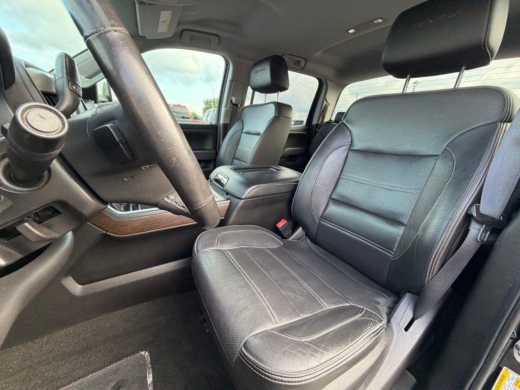 GMC Sierra 2500HD Denali Crew Cab 4WD 2018