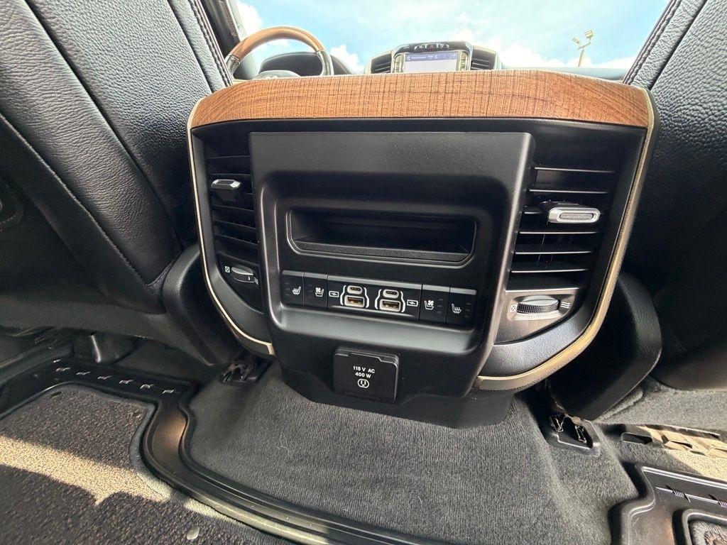 RAM 1500 Longhorn Crew Cab SWB 4WD 2022