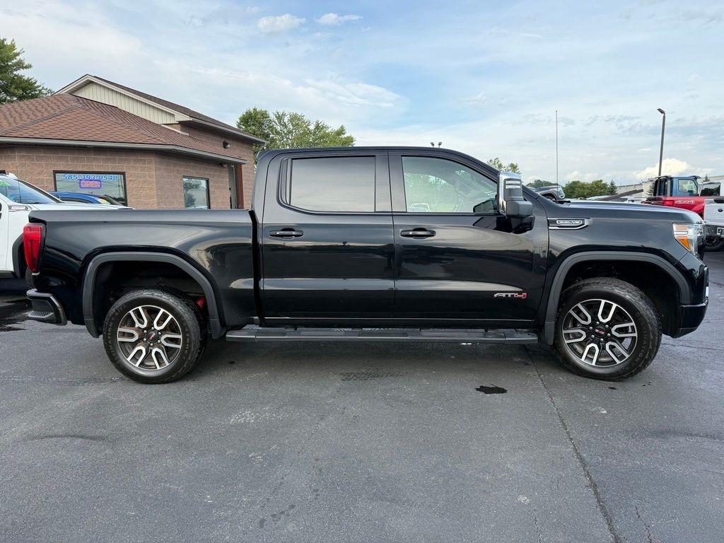 GMC Sierra 1500 AT4 Crew Cab 4WD 2021