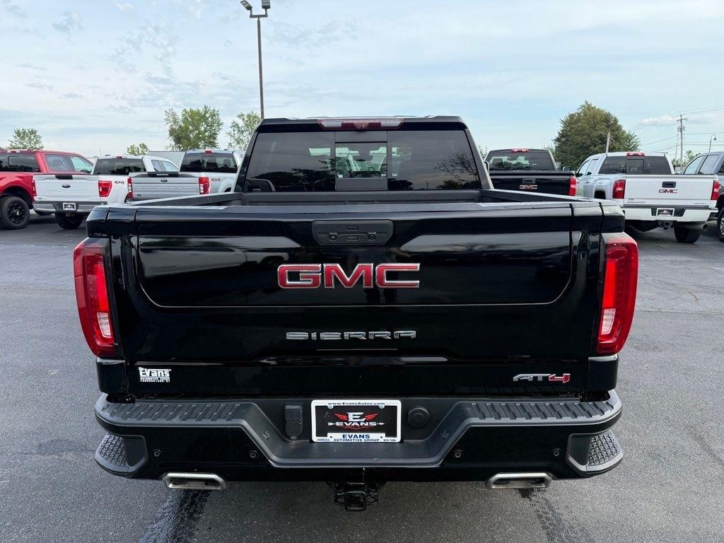 GMC Sierra 1500 AT4 Crew Cab 4WD 2021