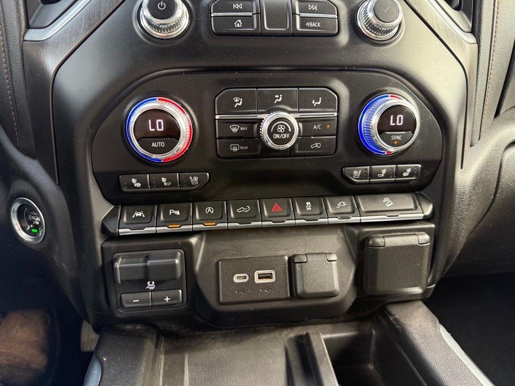 GMC Sierra 1500 AT4 Crew Cab 4WD 2021