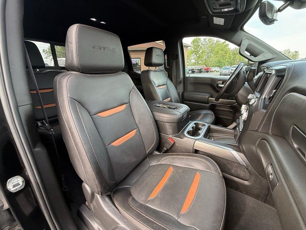 GMC Sierra 1500 AT4 Crew Cab 4WD 2021
