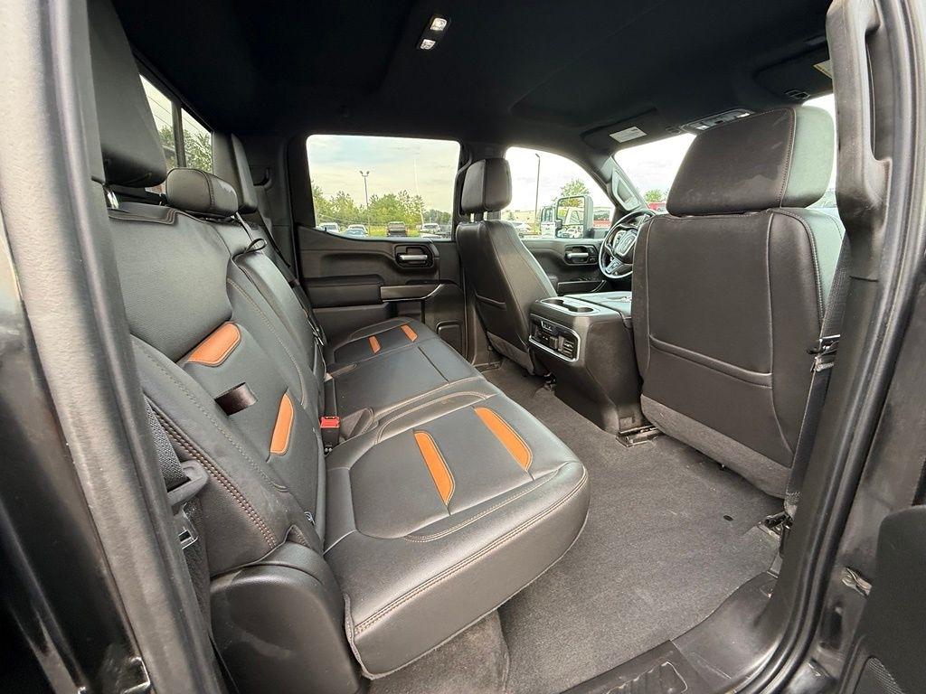 GMC Sierra 1500 AT4 Crew Cab 4WD 2021