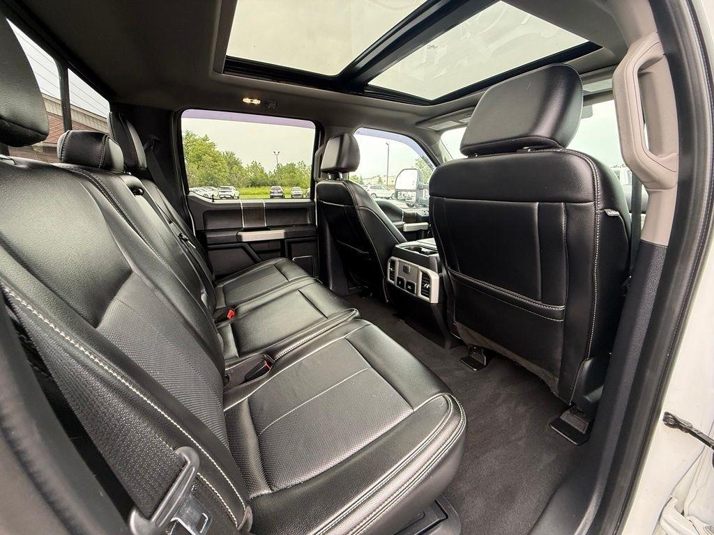 Ford F-350 SD Lariat Crew Cab 4WD 2021