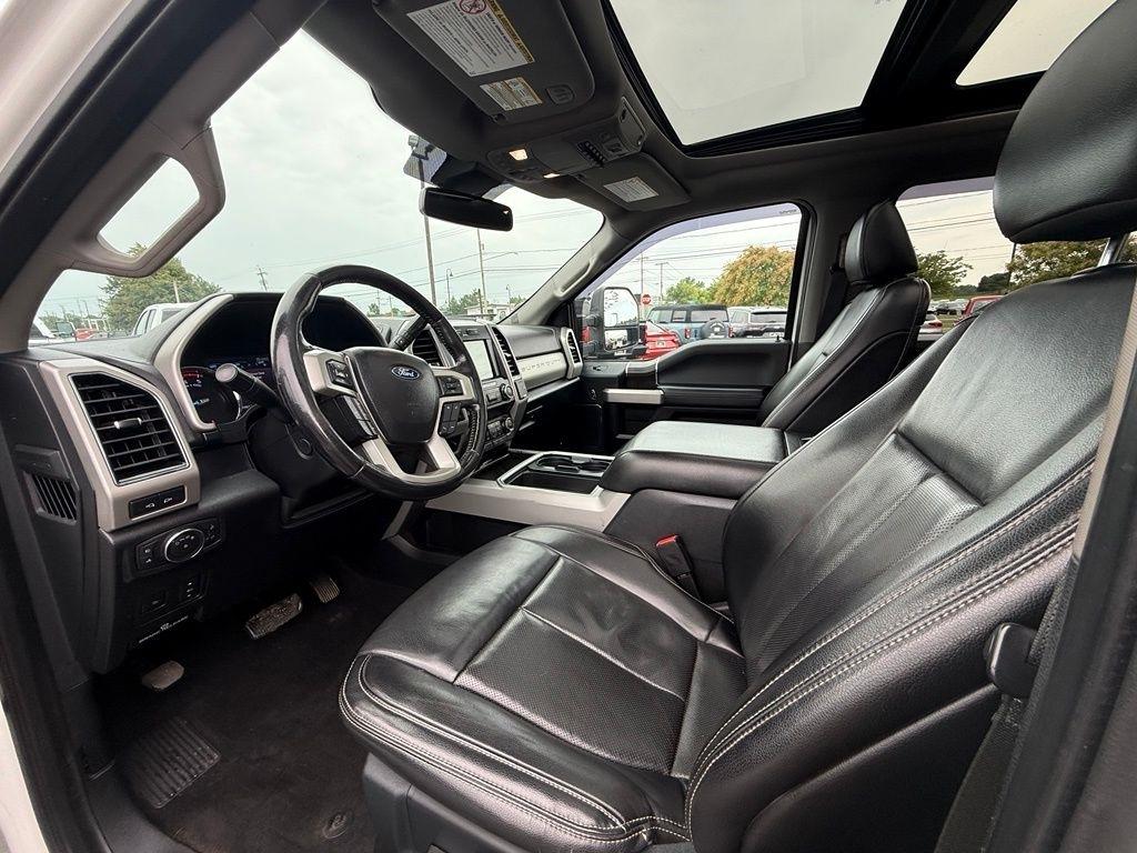 Ford F-350 SD Lariat Crew Cab 4WD 2021