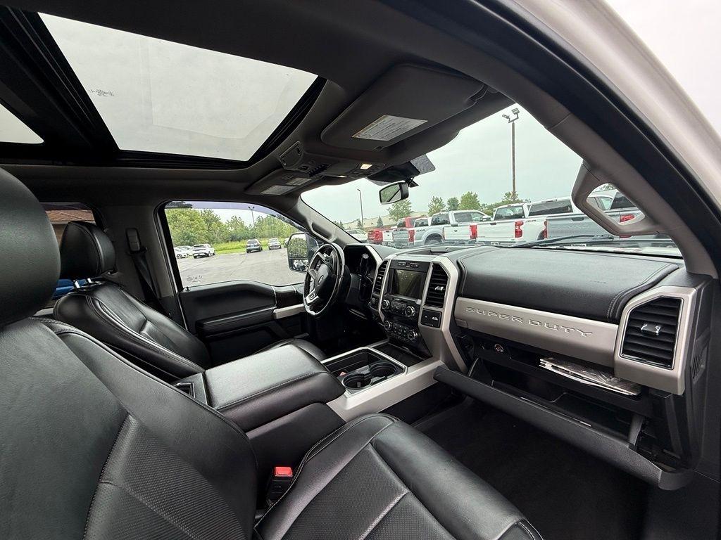 Ford F-350 SD Lariat Crew Cab 4WD 2021