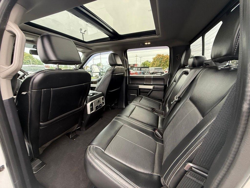 Ford F-350 SD Lariat Crew Cab 4WD 2021