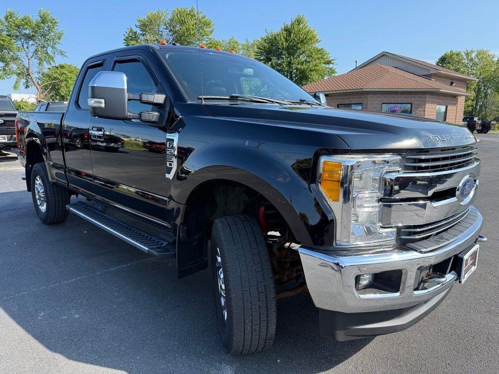 Ford F-250 SD Lariat SuperCab 4WD 2017