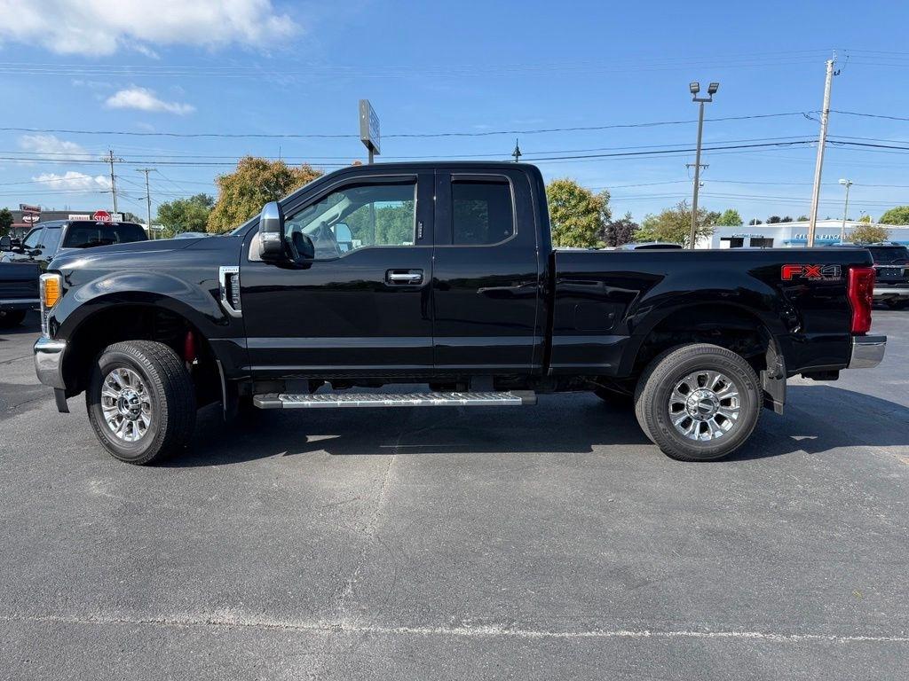 Ford F-250 SD Lariat SuperCab 4WD 2017