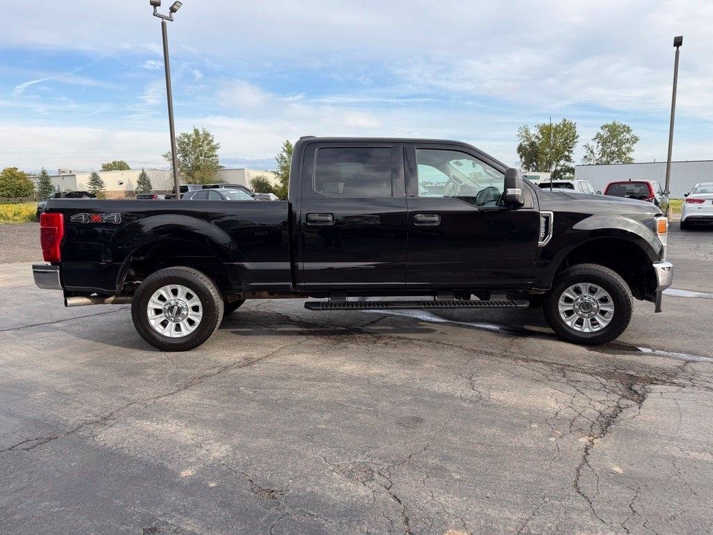 Ford F-250 SD XLT Crew Cab 4WD 2022