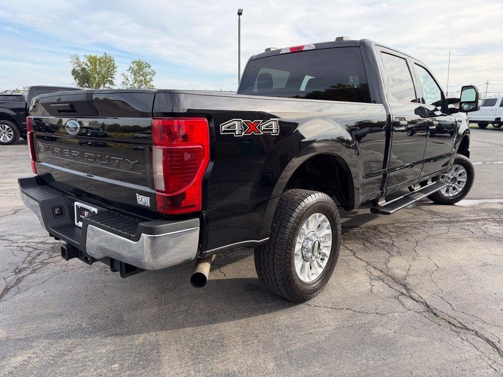 Ford F-250 SD XLT Crew Cab 4WD 2022