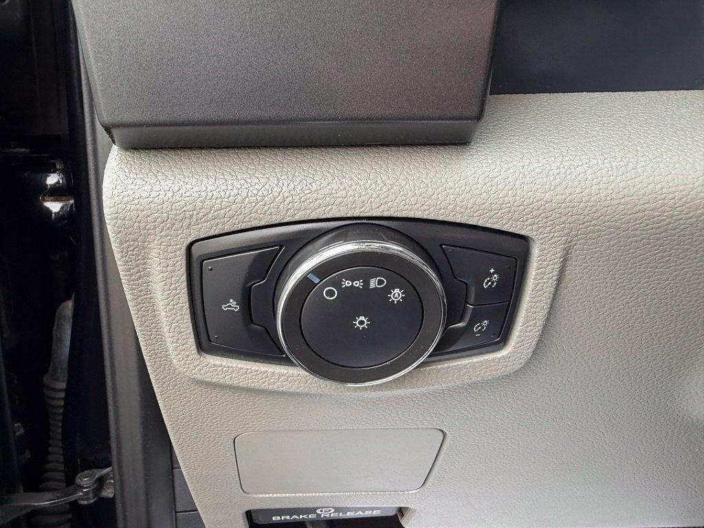 Ford F-250 SD XLT Crew Cab 4WD 2022