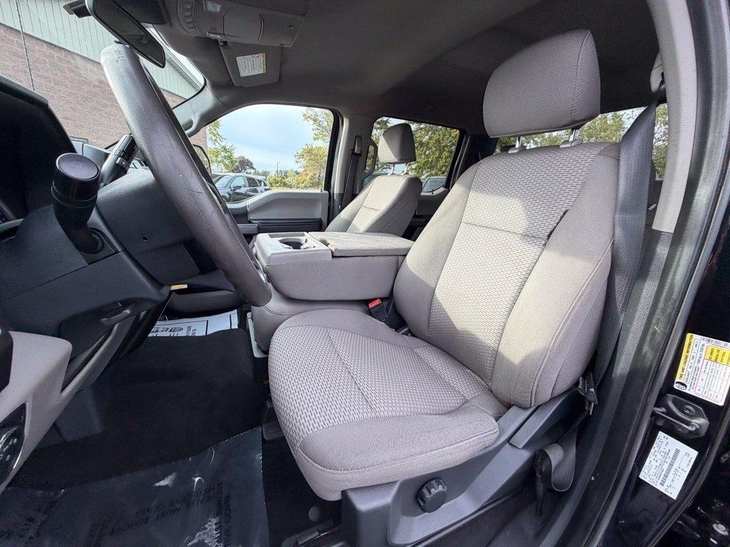 Ford F-250 SD XLT Crew Cab 4WD 2022