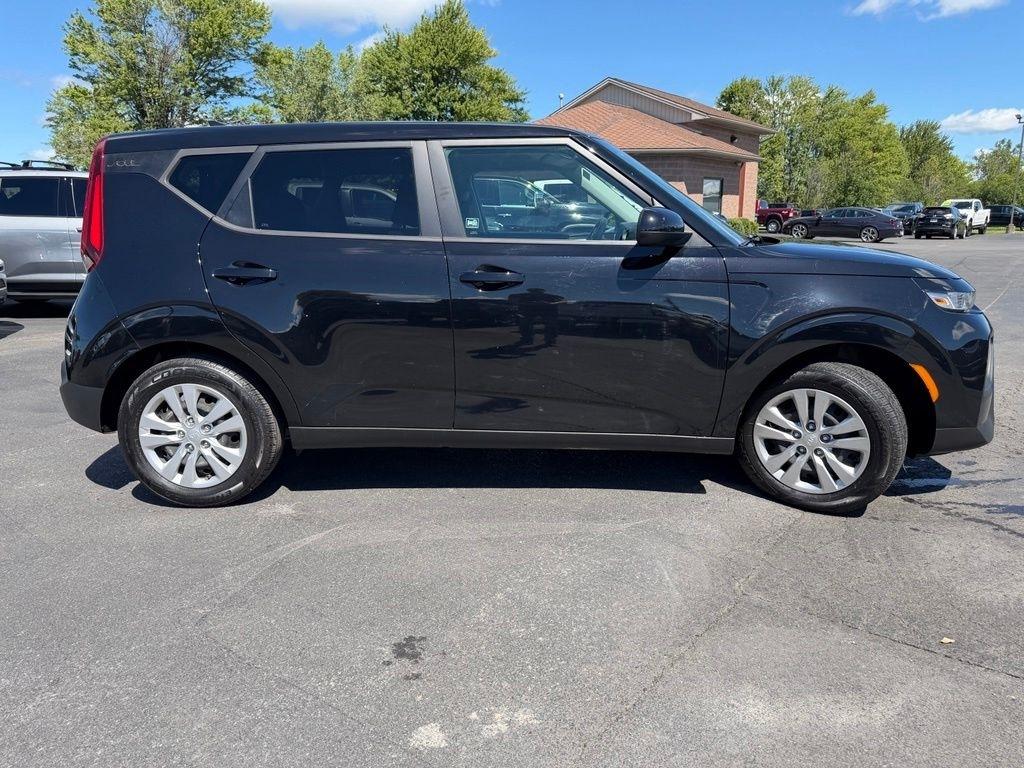 Kia Soul LX CVT 2021