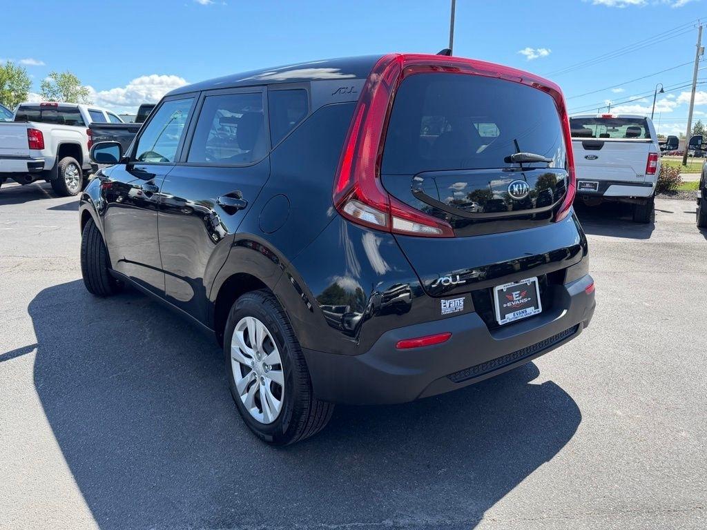 Kia Soul LX CVT 2021