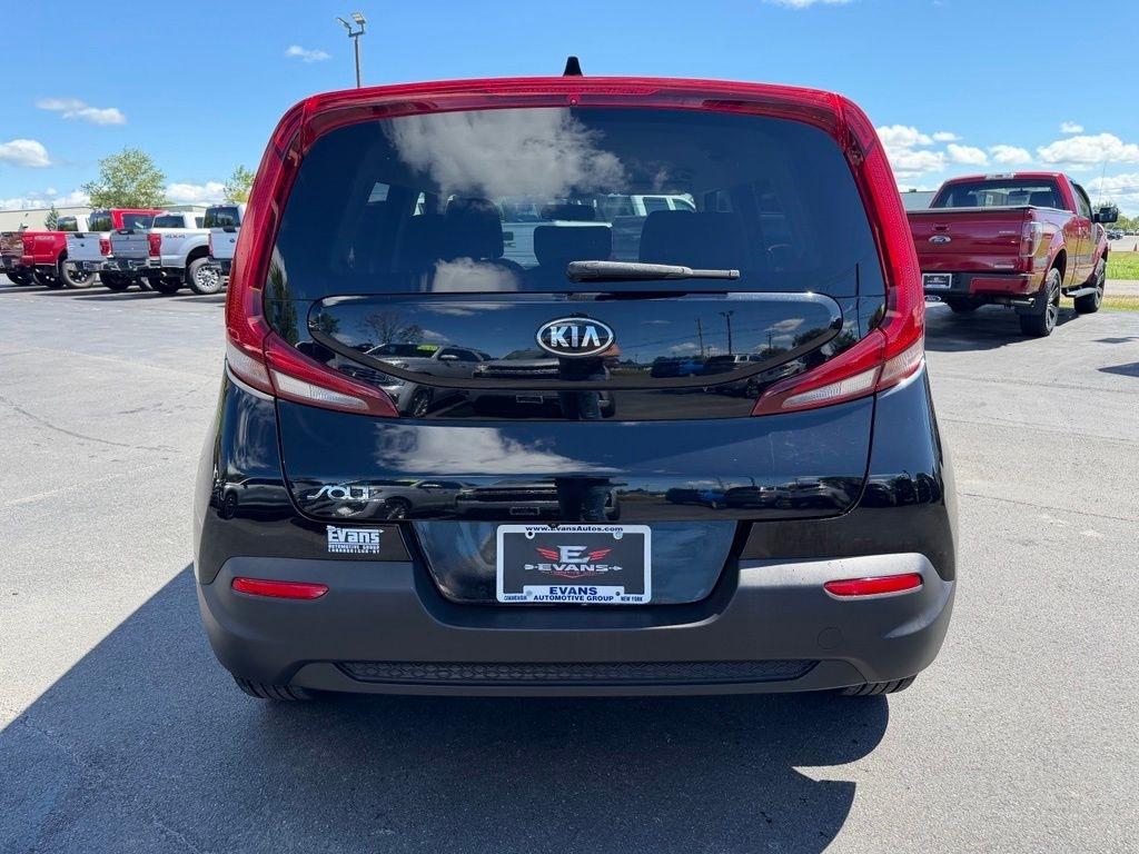Kia Soul LX CVT 2021