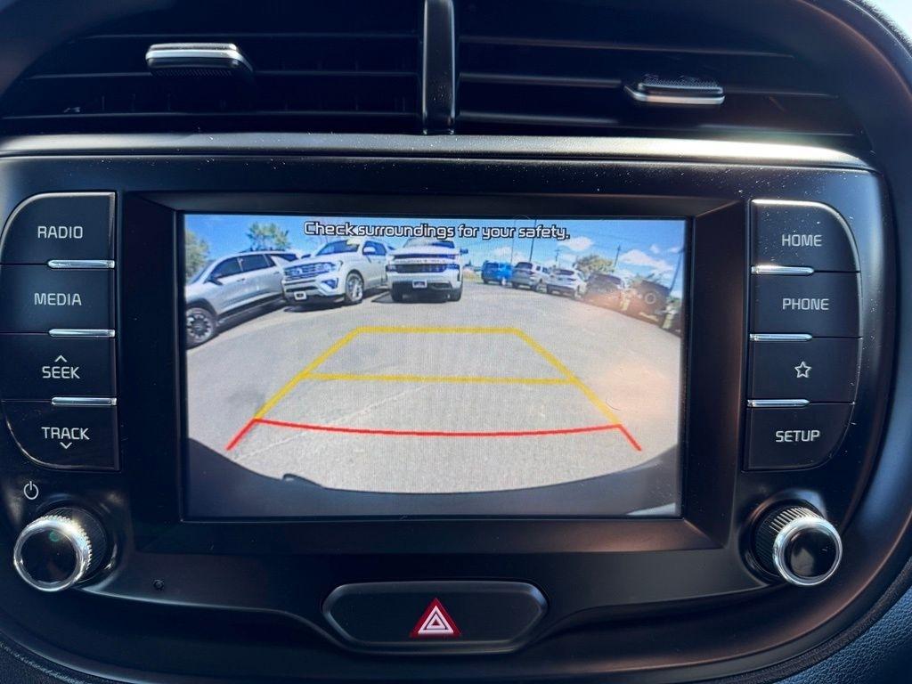 Kia Soul LX CVT 2021