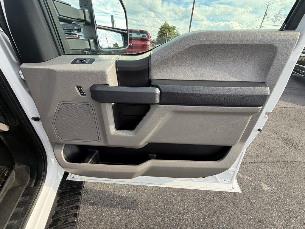 Ford F-150 XL SuperCrew 5.5-ft. Bed 4WD 2019