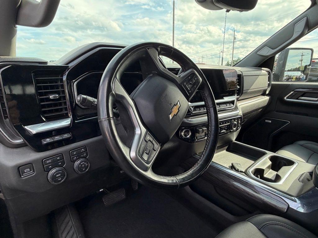 Chevrolet Silverado 2500HD LTZ Crew Cab Long Box 4WD 2024