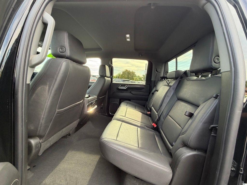 Chevrolet Silverado 2500HD LTZ Crew Cab 4WD 2024