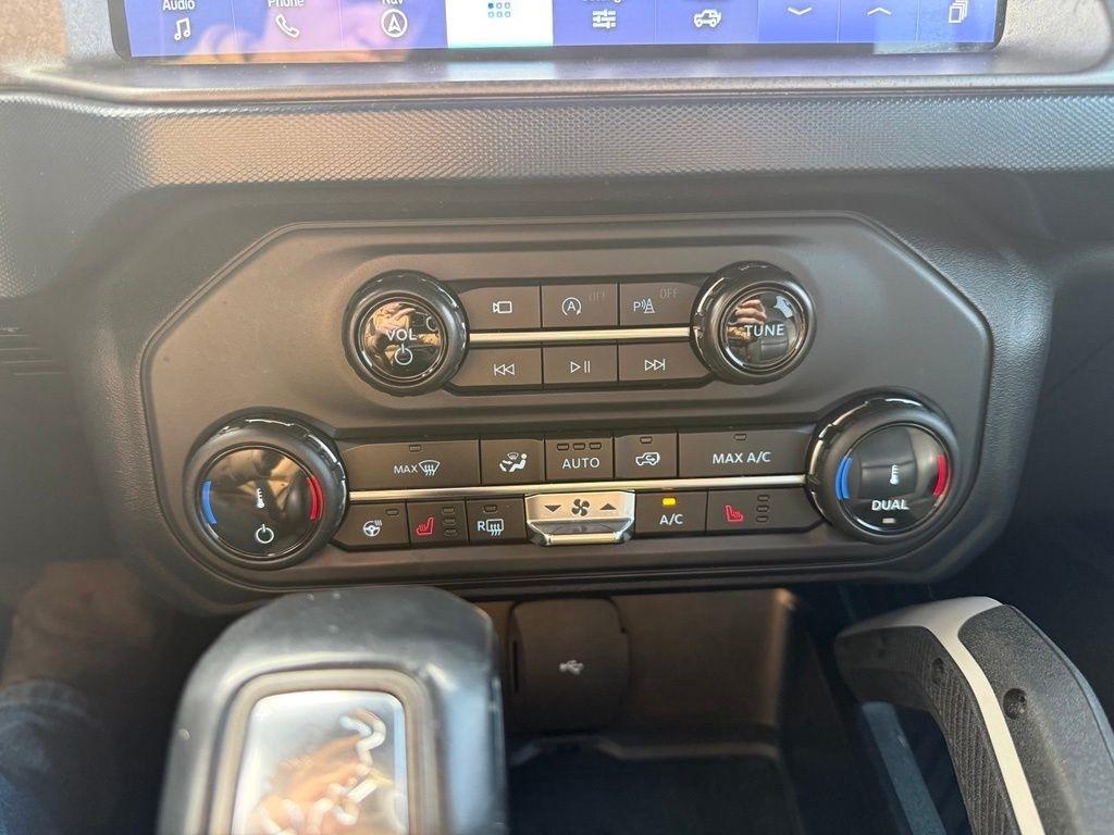 Ford Bronco Outer Banks 4-Door w/Advanced 2022