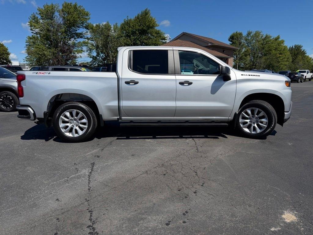 Chevrolet Silverado 1500 Custom Crew Cab Long Box 4WD 2021