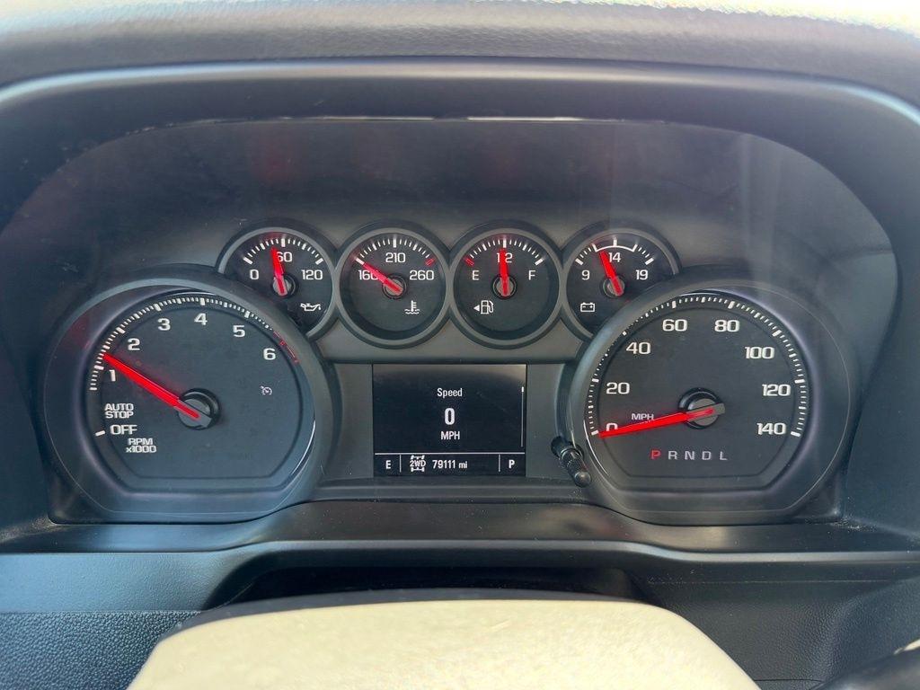 Chevrolet Silverado 1500 Custom Crew Cab Long Box 4WD 2021