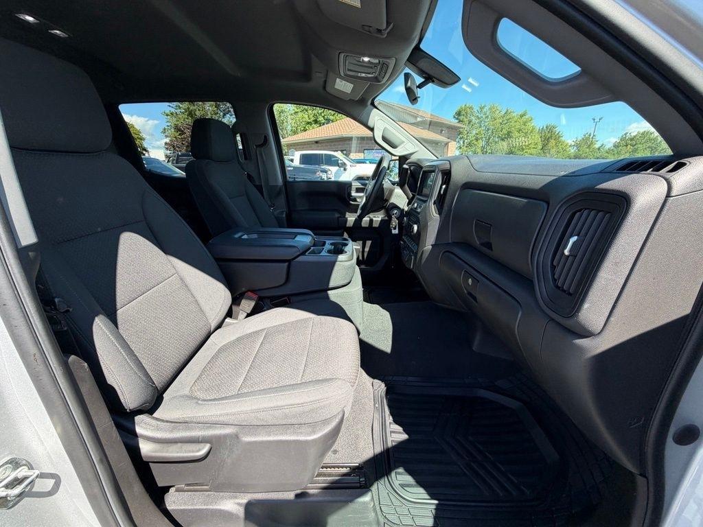 Chevrolet Silverado 1500 Custom Crew Cab Long Box 4WD 2021