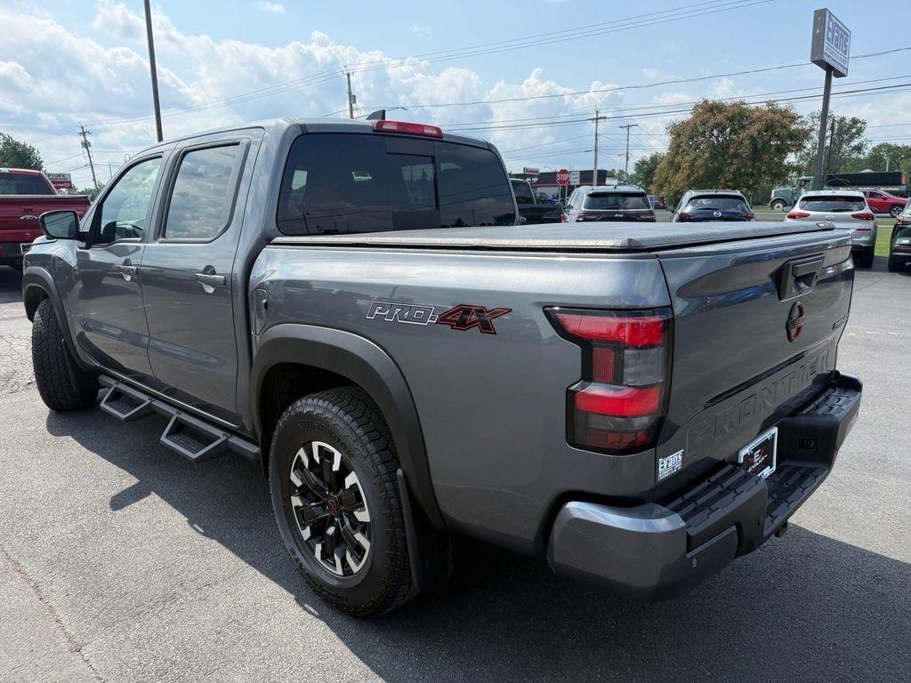 Nissan Frontier PRO-4X Crew Cab 4WD 2023