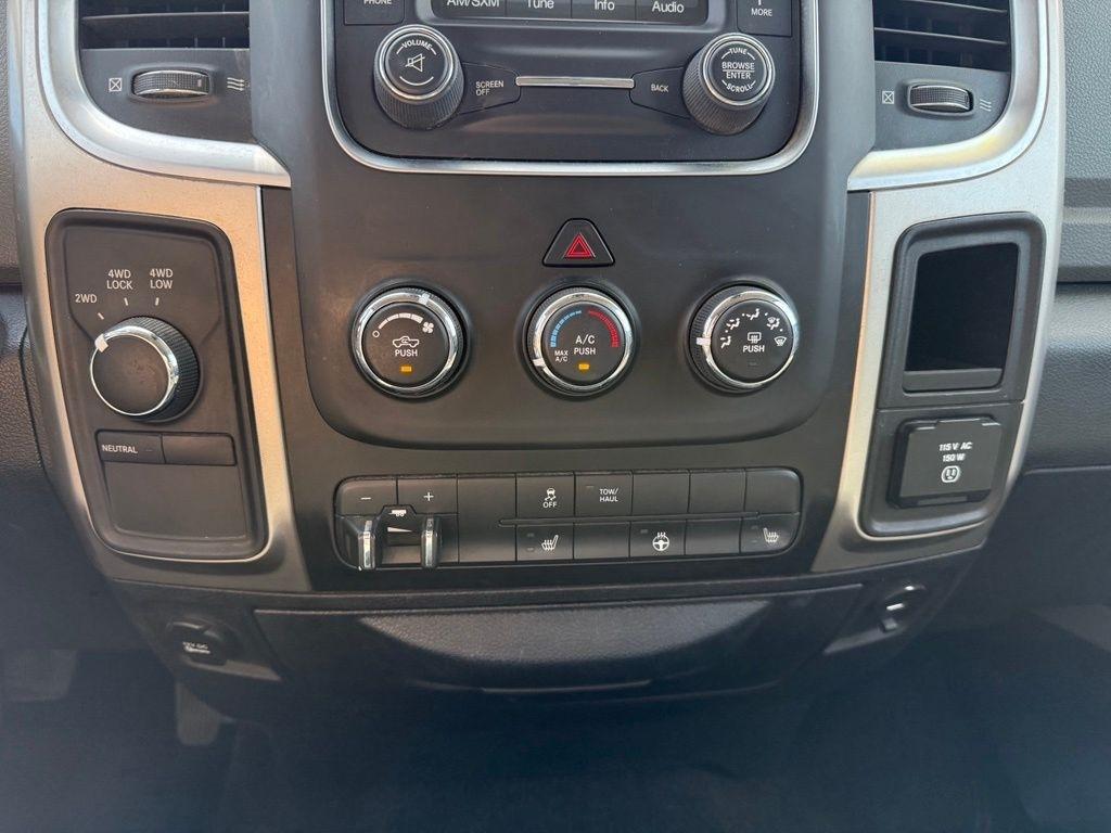 RAM 2500 SLT Crew Cab SWB 4WD 2016